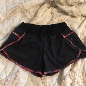 Lulu lemon running shorts